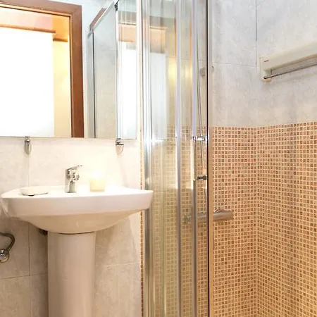 Apartment Bright Sagrada Familia Barcelona